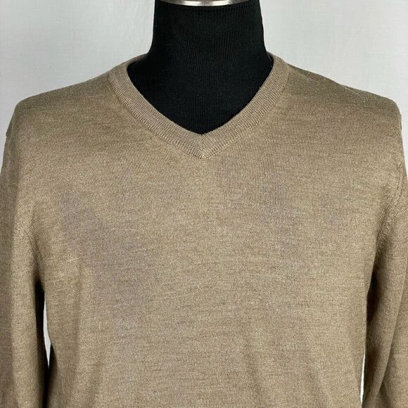 Club Room Italian Spun Wool V-Neck Knit Sweater - Men’s L - Picture 4 of 5